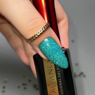 423 - Electric Turquoise