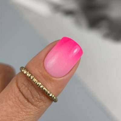 BABYBOOMER SPRAY PINK NEON